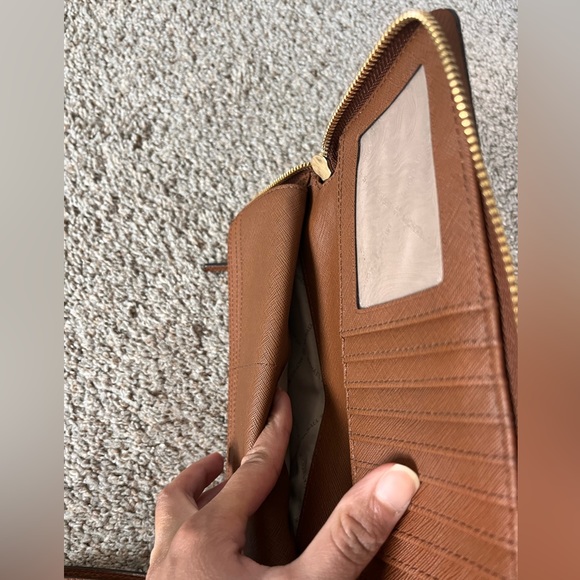 Michael Kors Brown Wallet/Wristlet - Picture 10 of 14